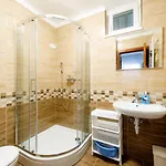 Moni 1 By Interhome