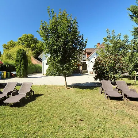 Moni 1 By Interhome *