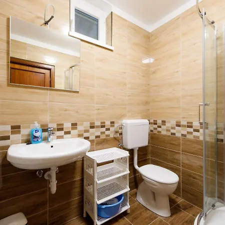 Appartement Moni 1 By Interhome